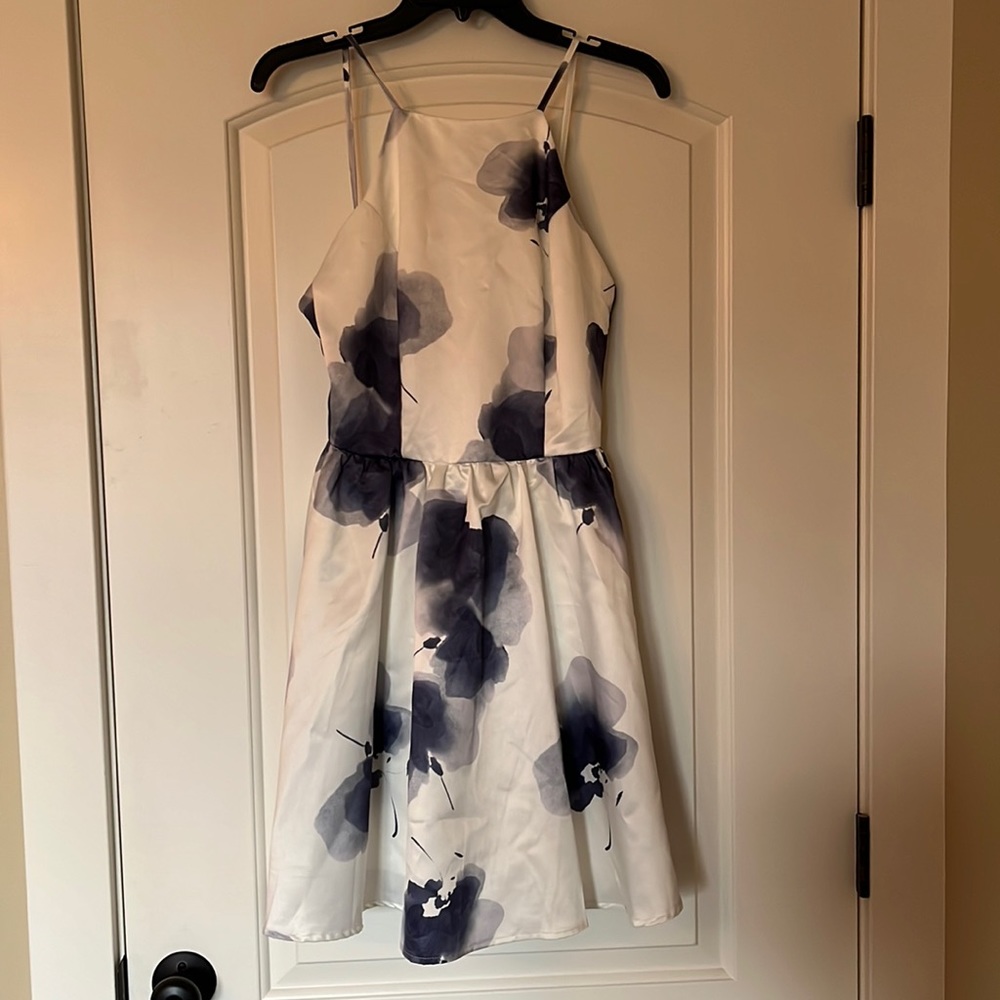 Women’s S Dark Blue/Purple and White Flower Dress